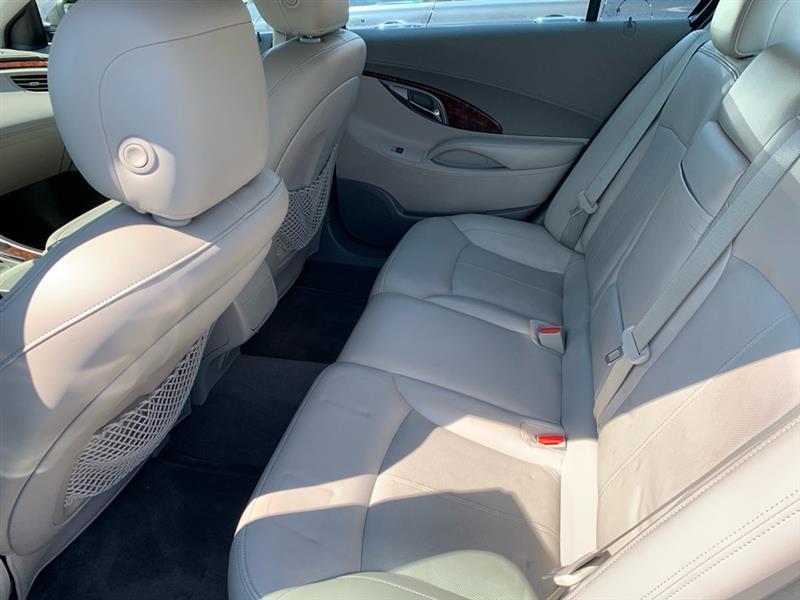 Buick LaCrosse  2013