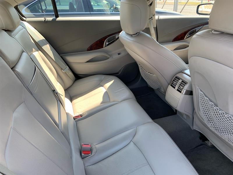 Buick LaCrosse  2013