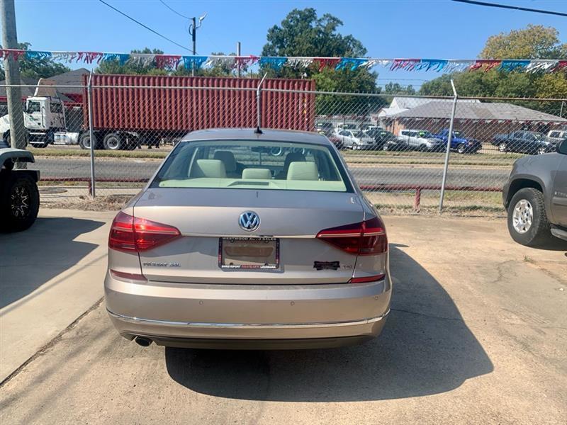 Volkswagen Passat  2017