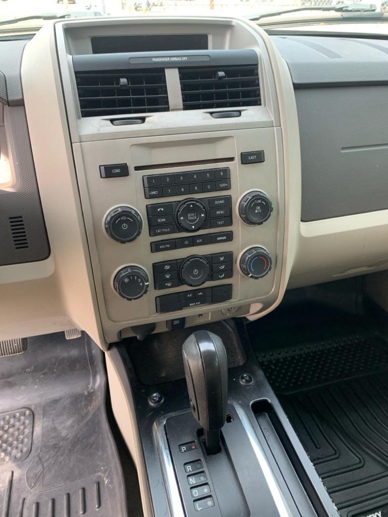 Ford Escape  2011