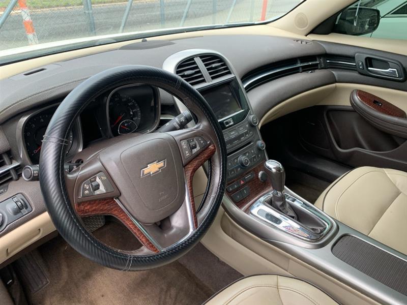 Chevrolet Malibu  2013