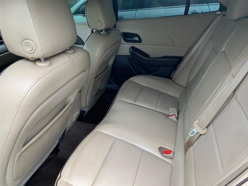 Chevrolet Malibu  2013