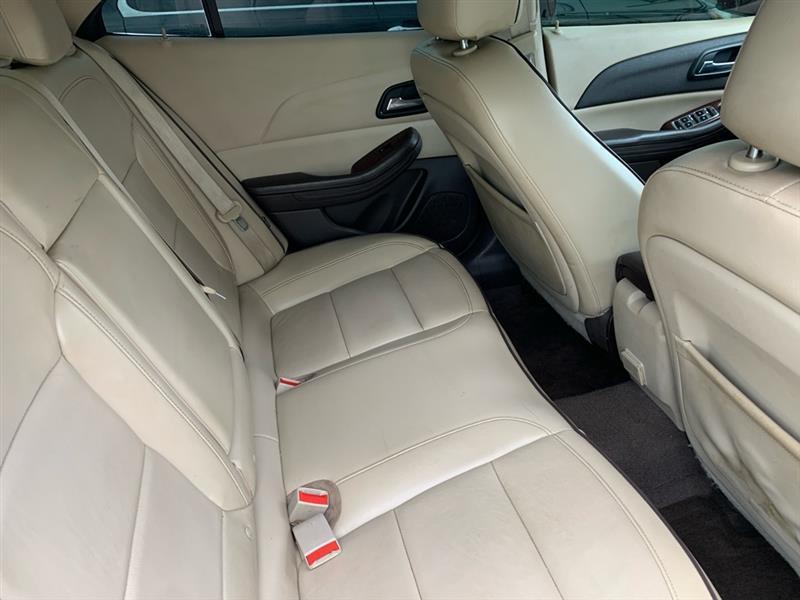 Chevrolet Malibu  2013