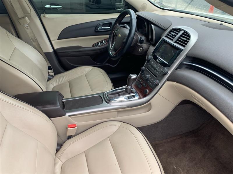 Chevrolet Malibu  2013