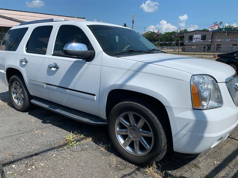 GMC Yukon Denali  2012