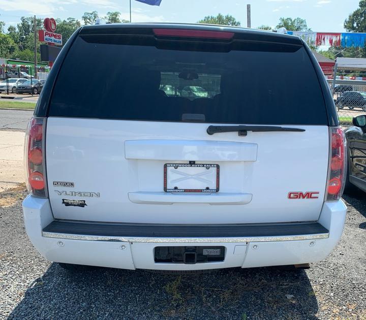 GMC Yukon Denali  2012