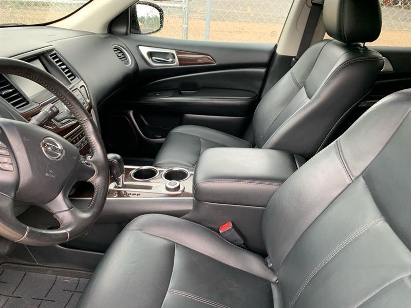 Nissan Pathfinder  2014