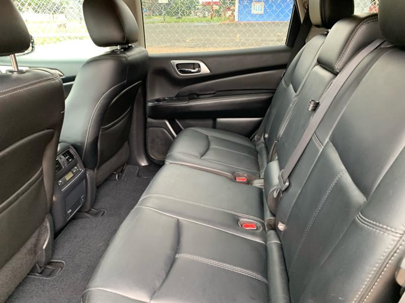 Nissan Pathfinder  2014