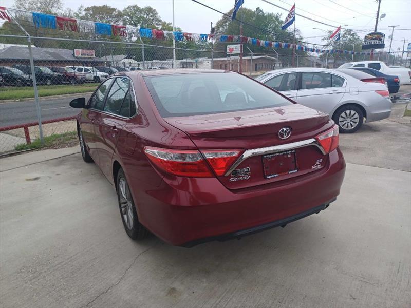 Toyota Camry  2017