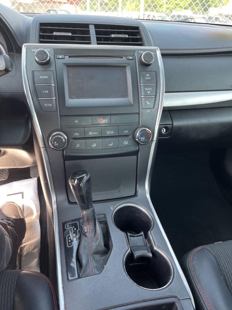 Toyota Camry  2017