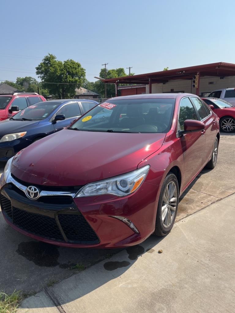 Toyota Camry  2017