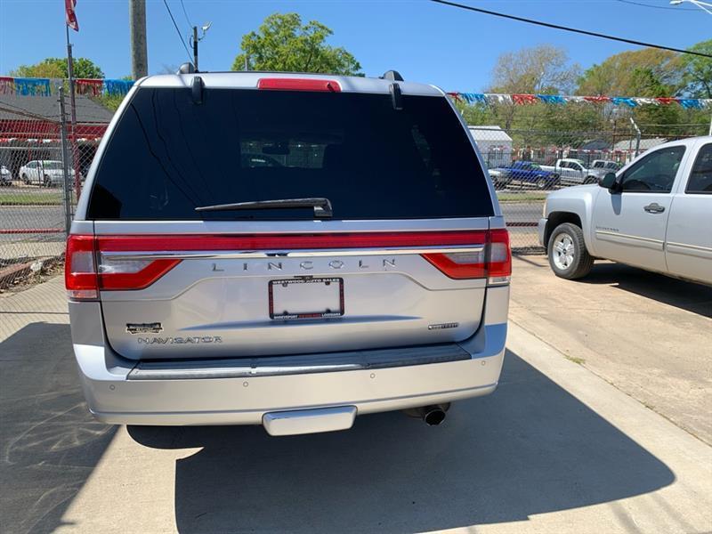 Lincoln Navigator  2015