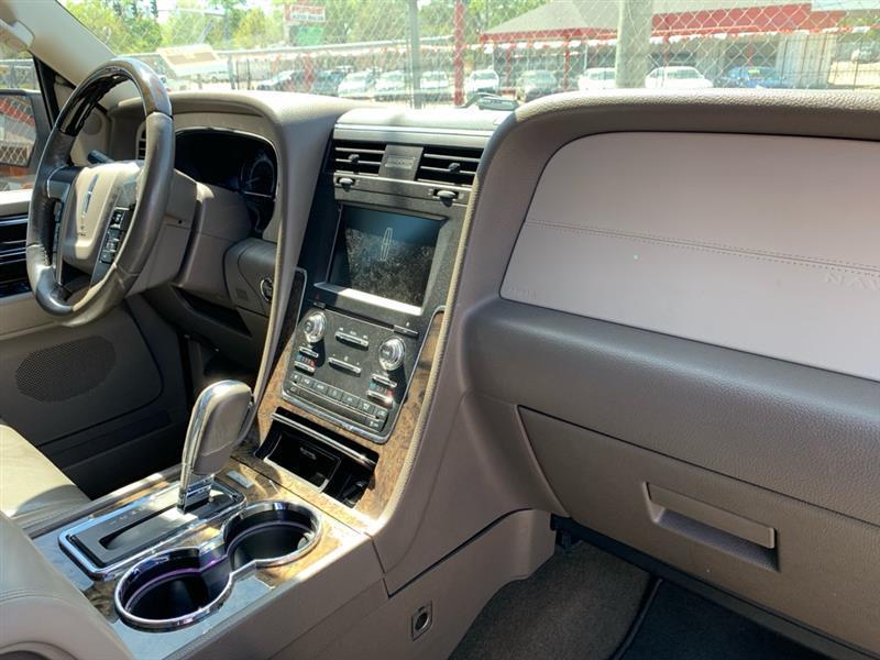 Lincoln Navigator  2015
