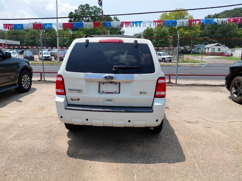 Ford Escape  2010