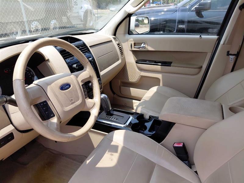 Ford Escape  2010