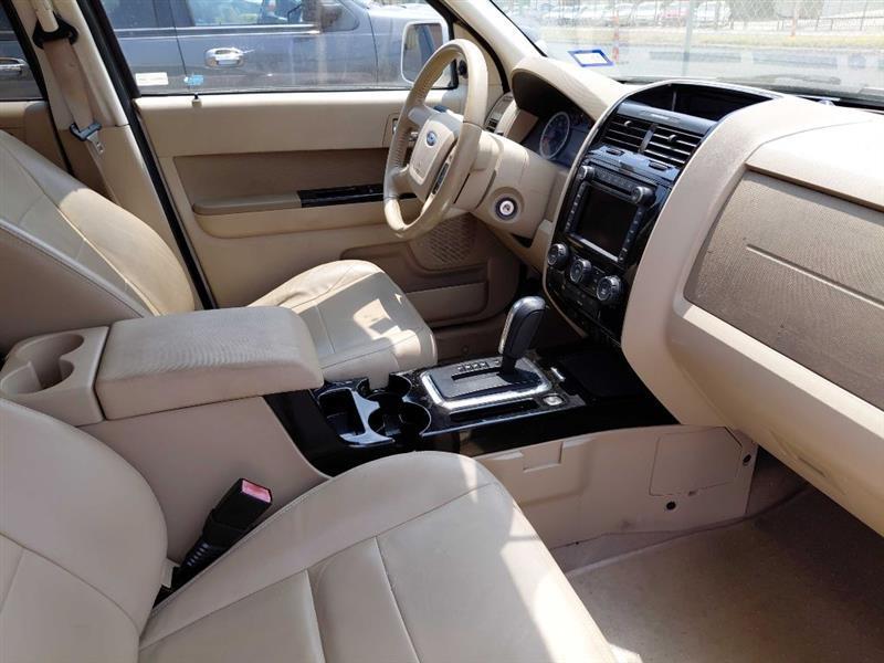 Ford Escape  2010