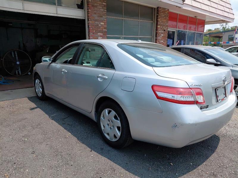 Toyota Camry  2010