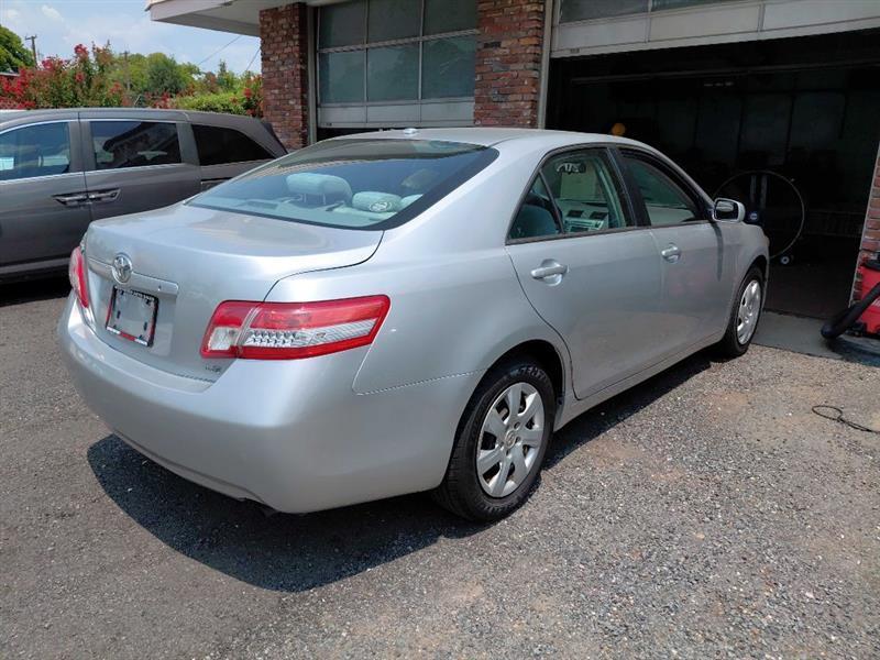 Toyota Camry  2010