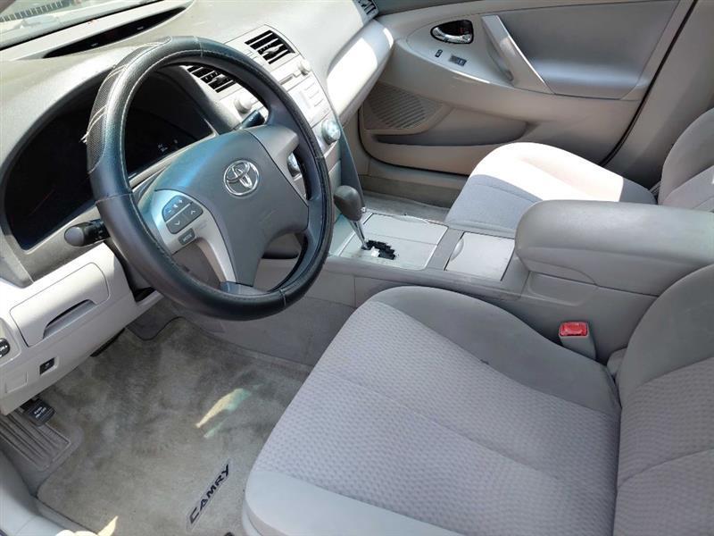 Toyota Camry  2010