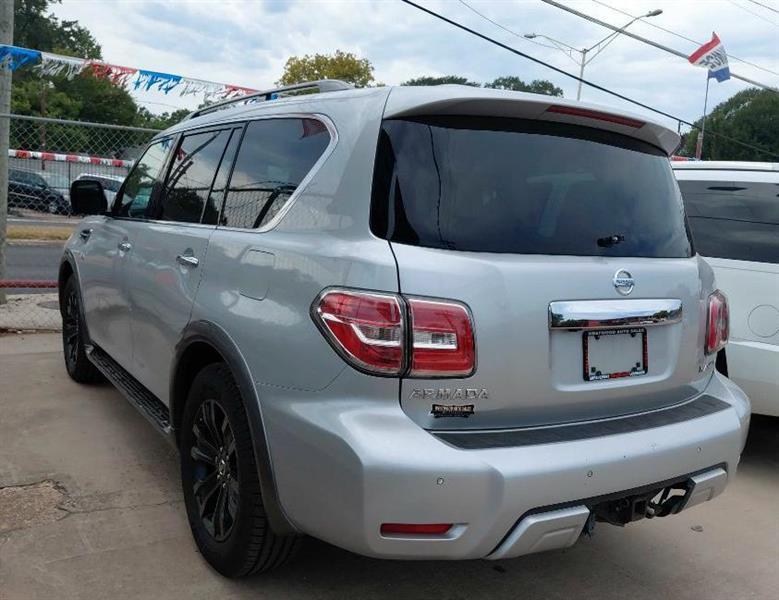 Nissan Armada  2017
