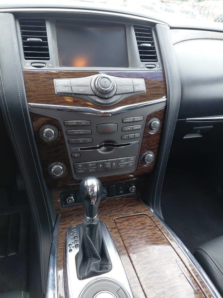 Nissan Armada  2017