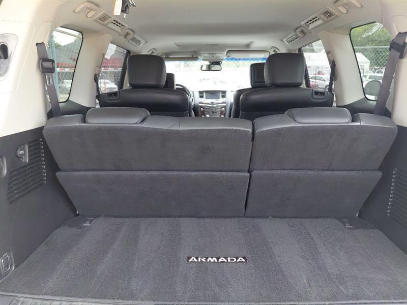 Nissan Armada  2017
