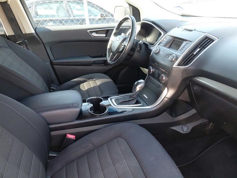 Ford Edge photo 10