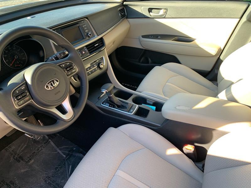 Kia Optima  2017