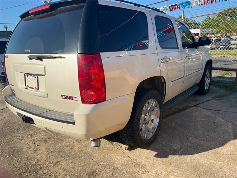 GMC Yukon  2014