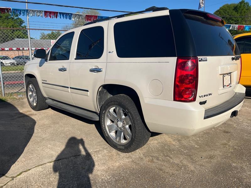 GMC Yukon  2014