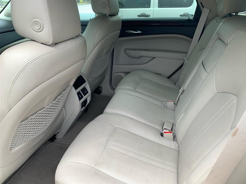 Cadillac SRX  2011