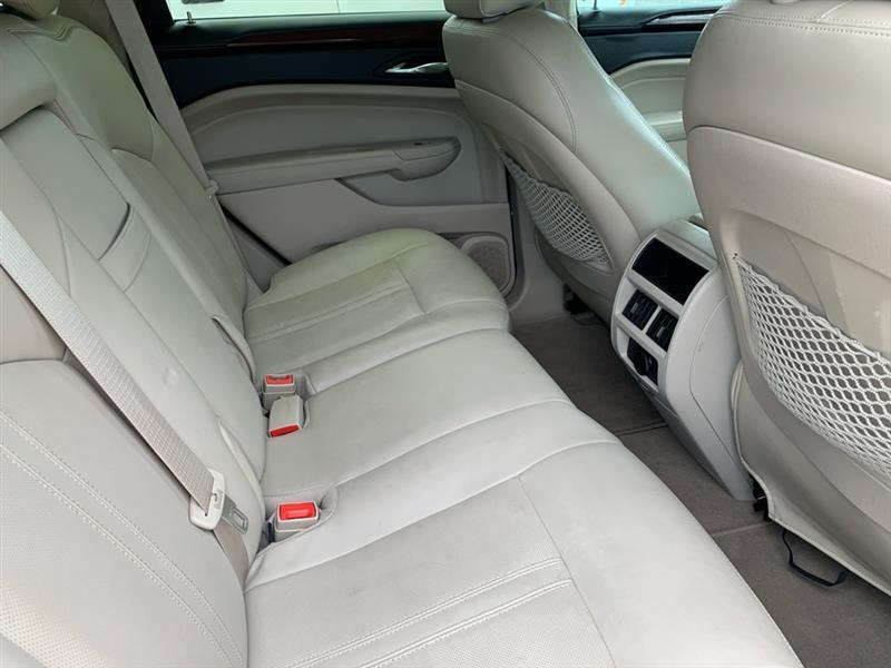 Cadillac SRX  2011
