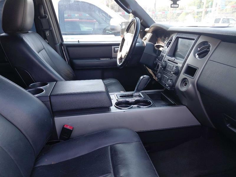 Ford Expedition  2016