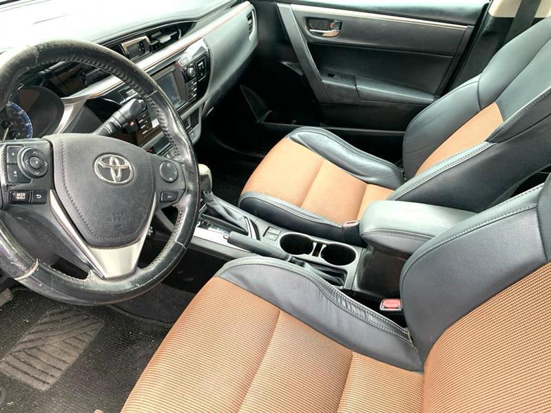 Toyota Corolla  2014