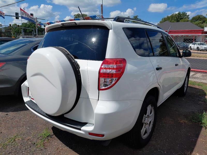 Toyota RAV4  2010
