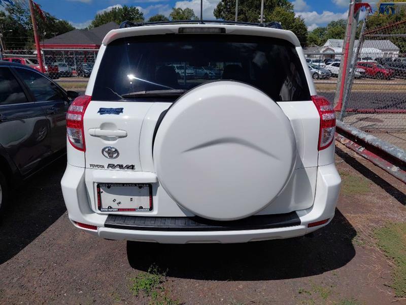 Toyota RAV4  2010