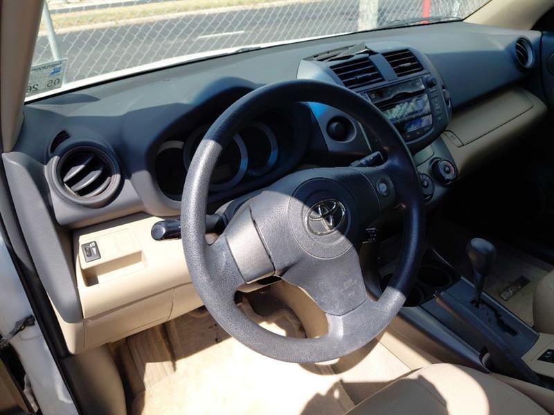 Toyota RAV4  2010