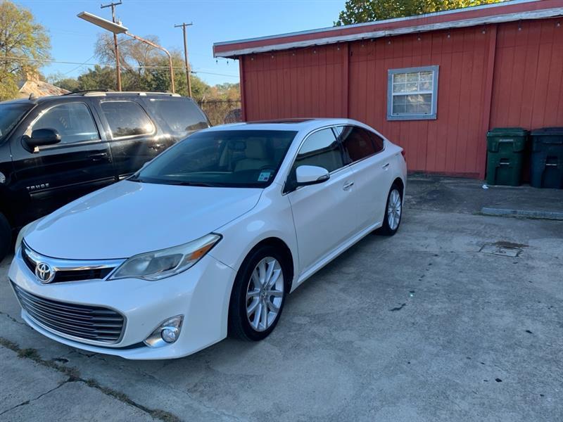 2013 Toyota Avalon BASE