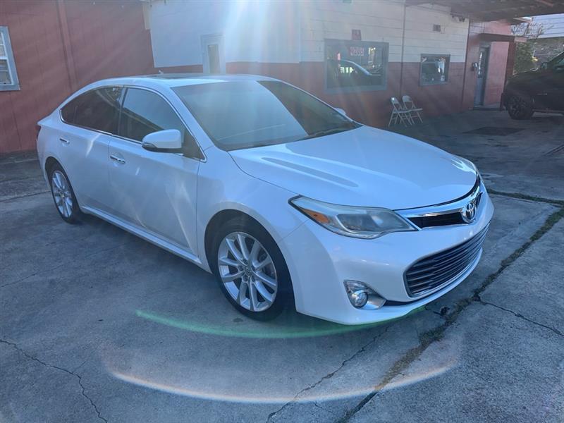 Toyota Avalon  2013
