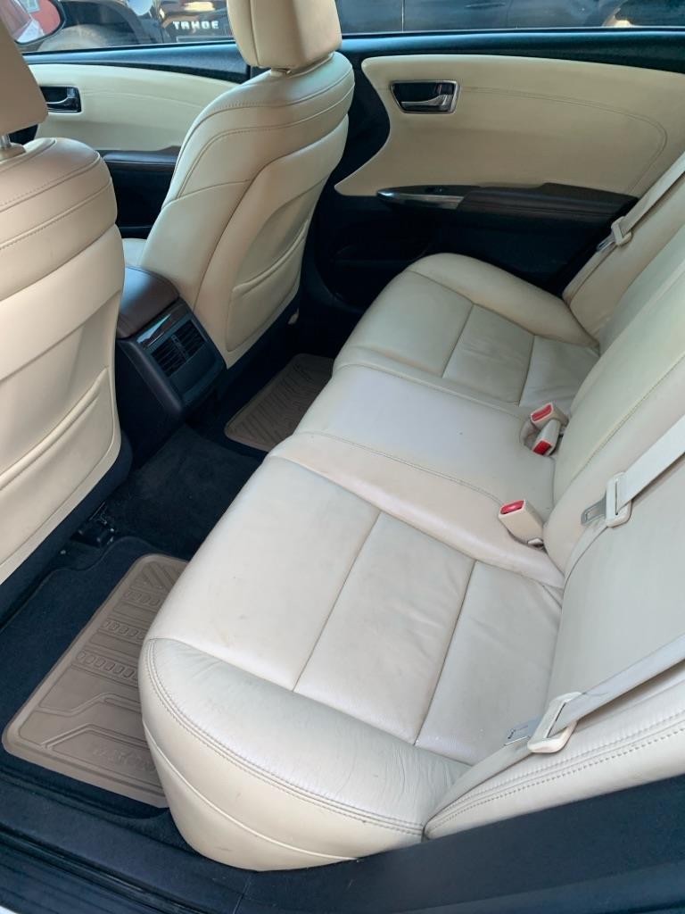 Toyota Avalon  2013