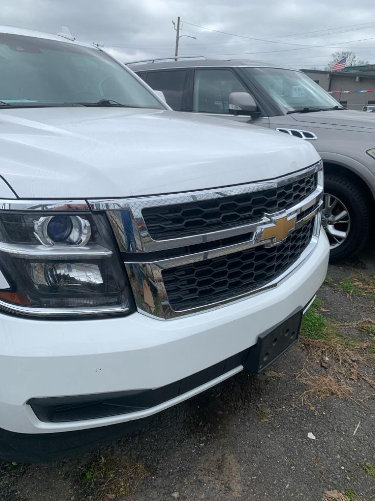 Chevrolet Suburban  2015