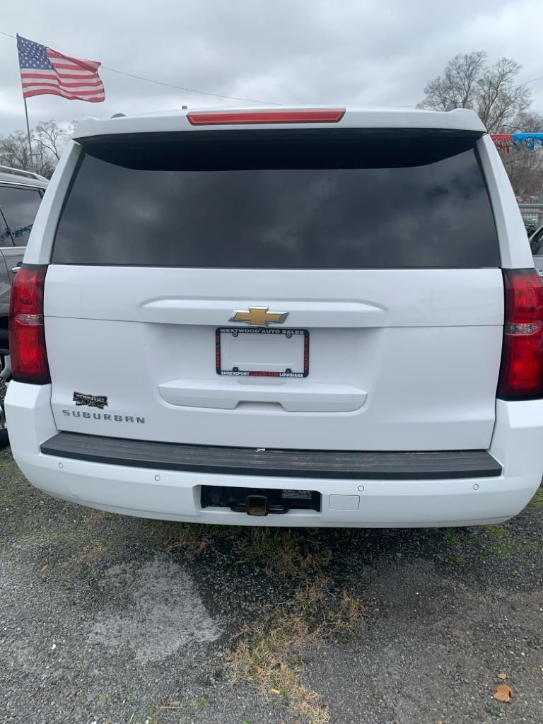Chevrolet Suburban  2015