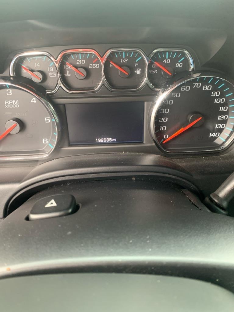 Chevrolet Suburban  2015