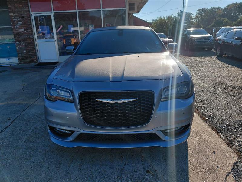 2018 Chrysler 300 S