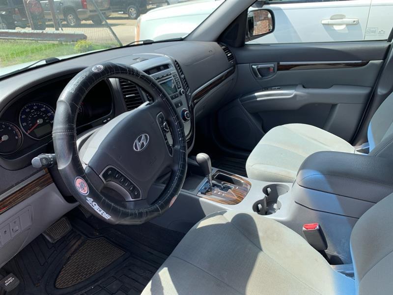 Hyundai Santa Fe  2011