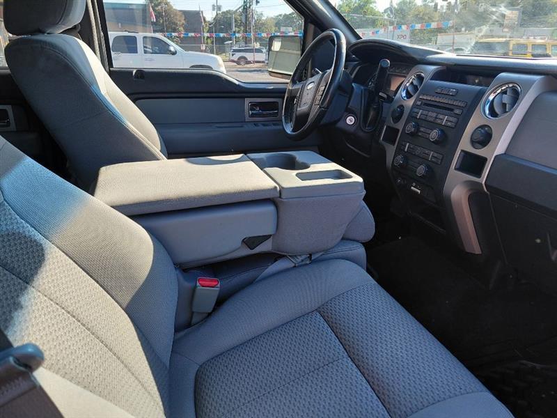 Ford F-150  2011