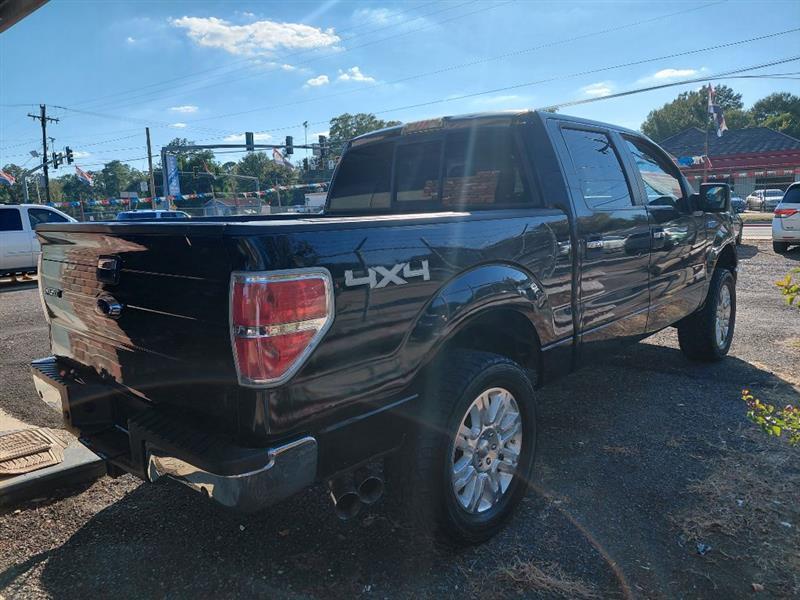Ford F-150 photo 2