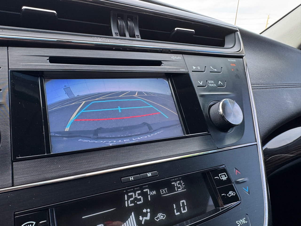 Toyota Avalon Hybrid XLE Premium 2015
