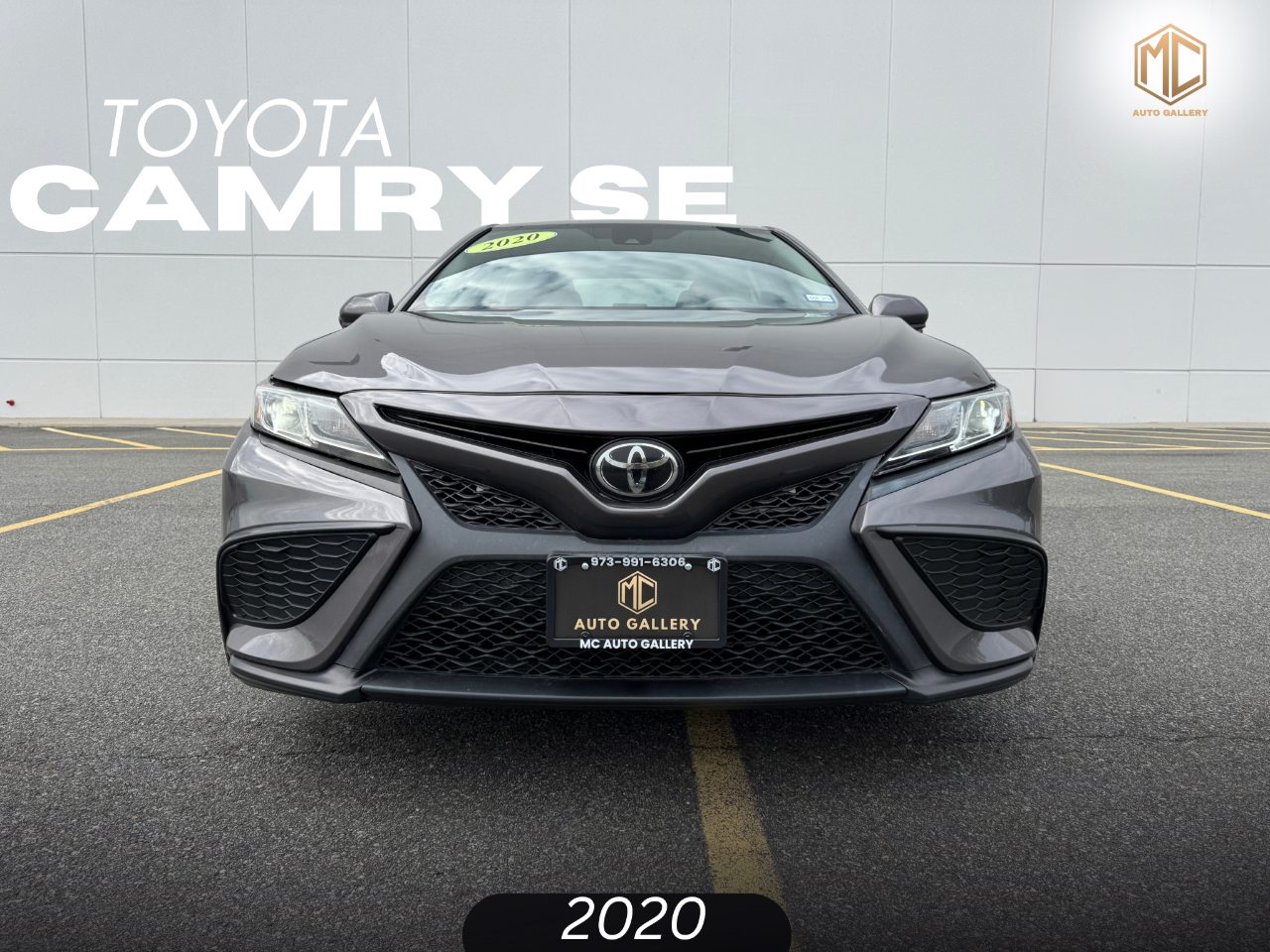 Toyota Camry SE 2020