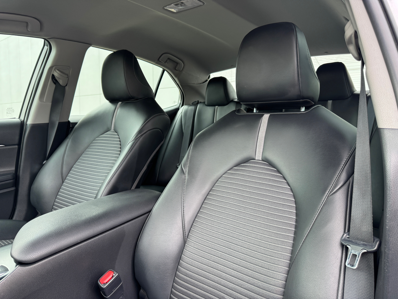 Toyota Camry SE 2020